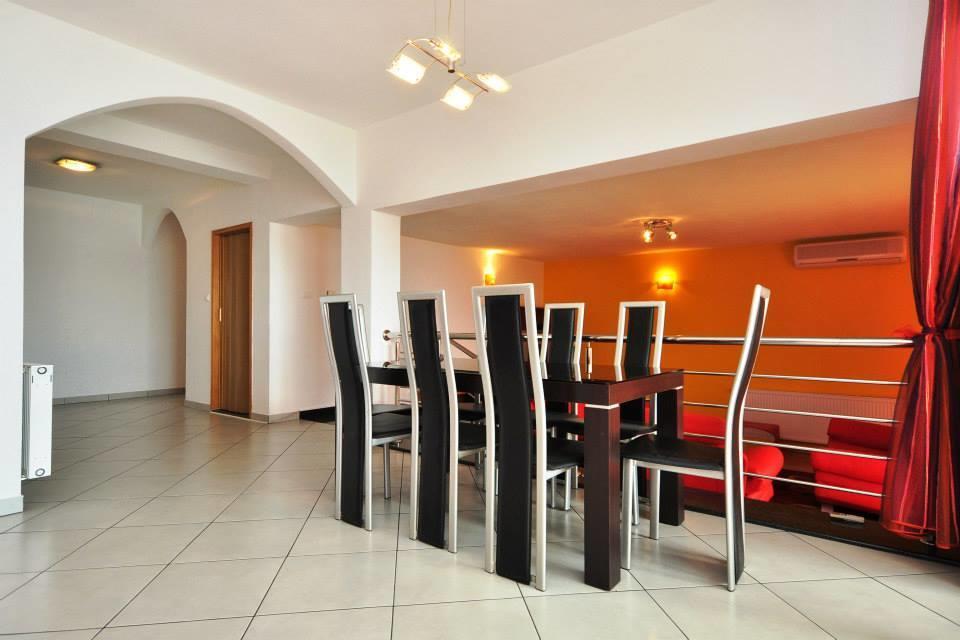 Apartment Luxury Cream Kastela Room photo